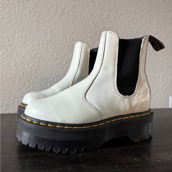White Chelsea Quad Doc Marten Boots - Picture 4 of 6